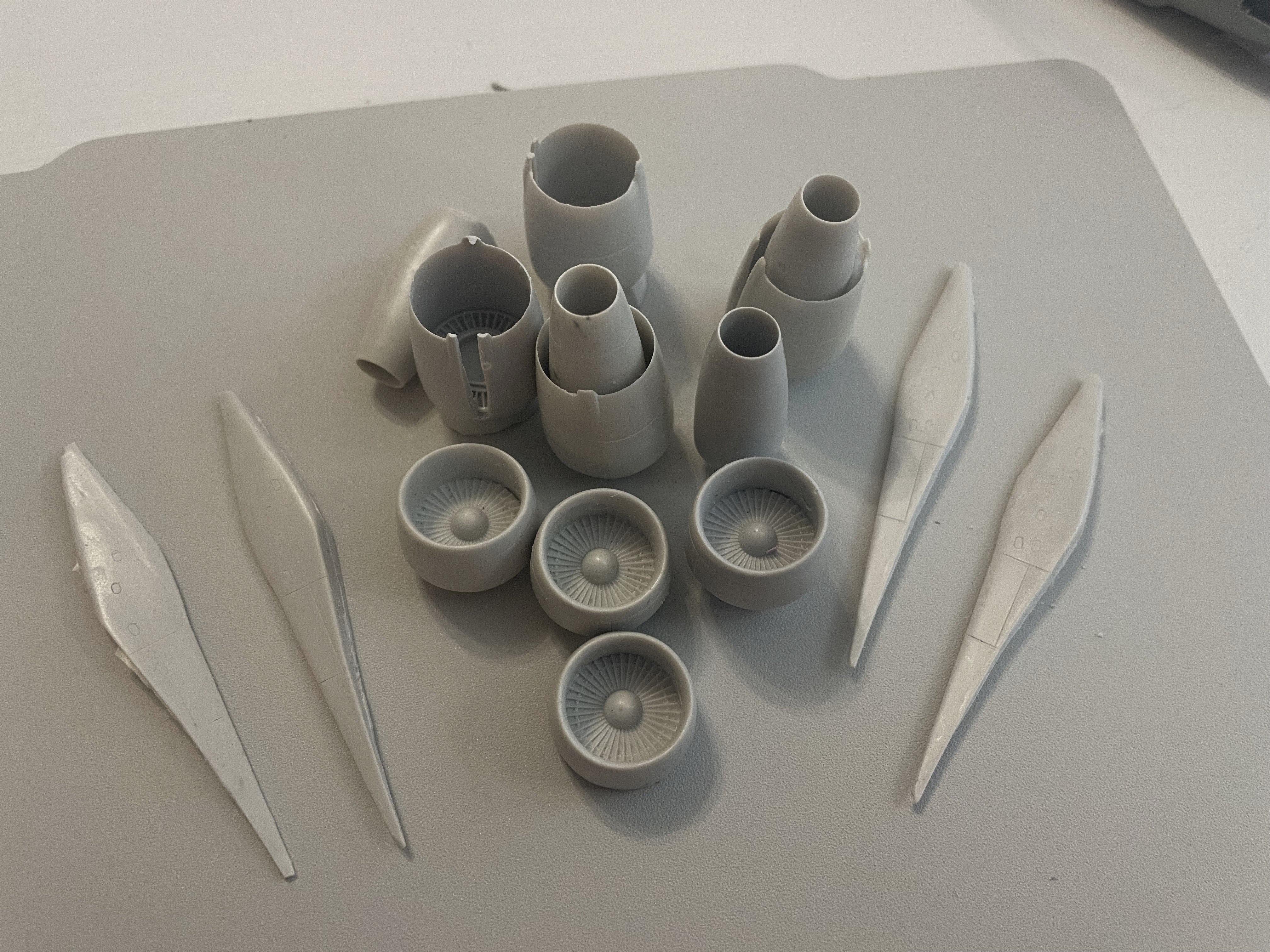 1:144 747 ENGINES JT9D-70A Seaboard World and Flying Tigers – CONTRAILS ...